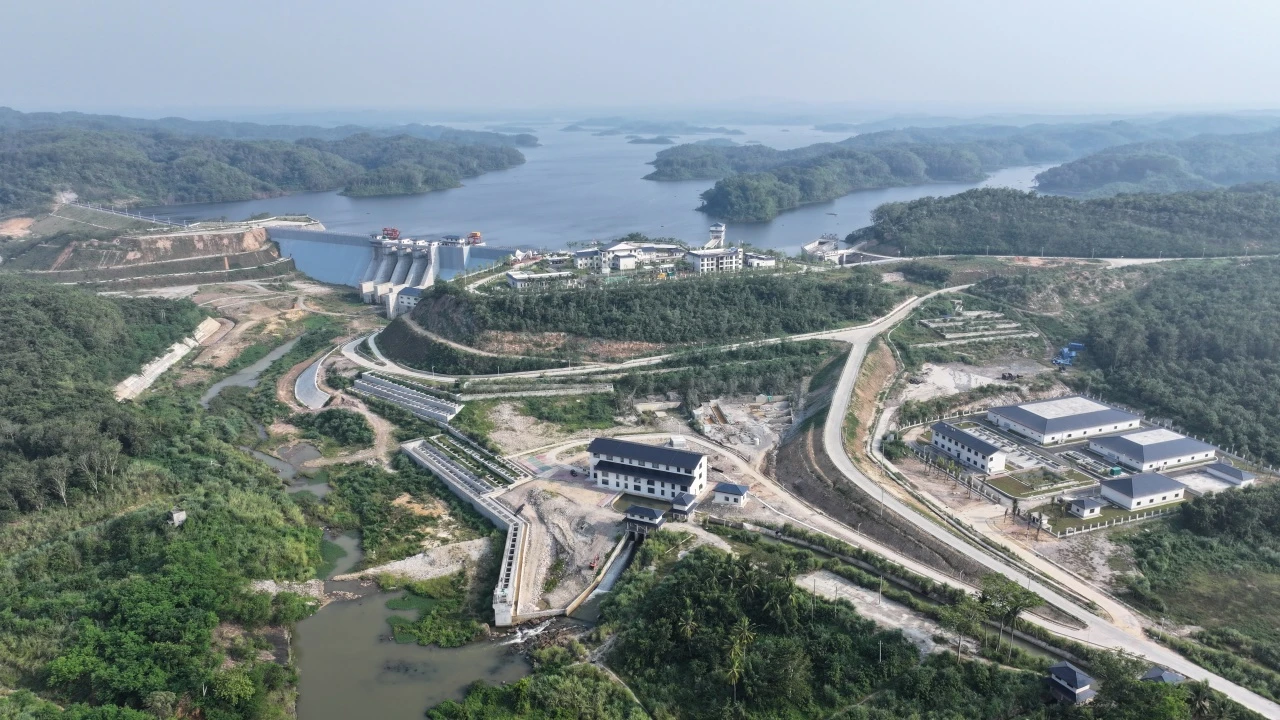 十座大中型水库除险加固工程