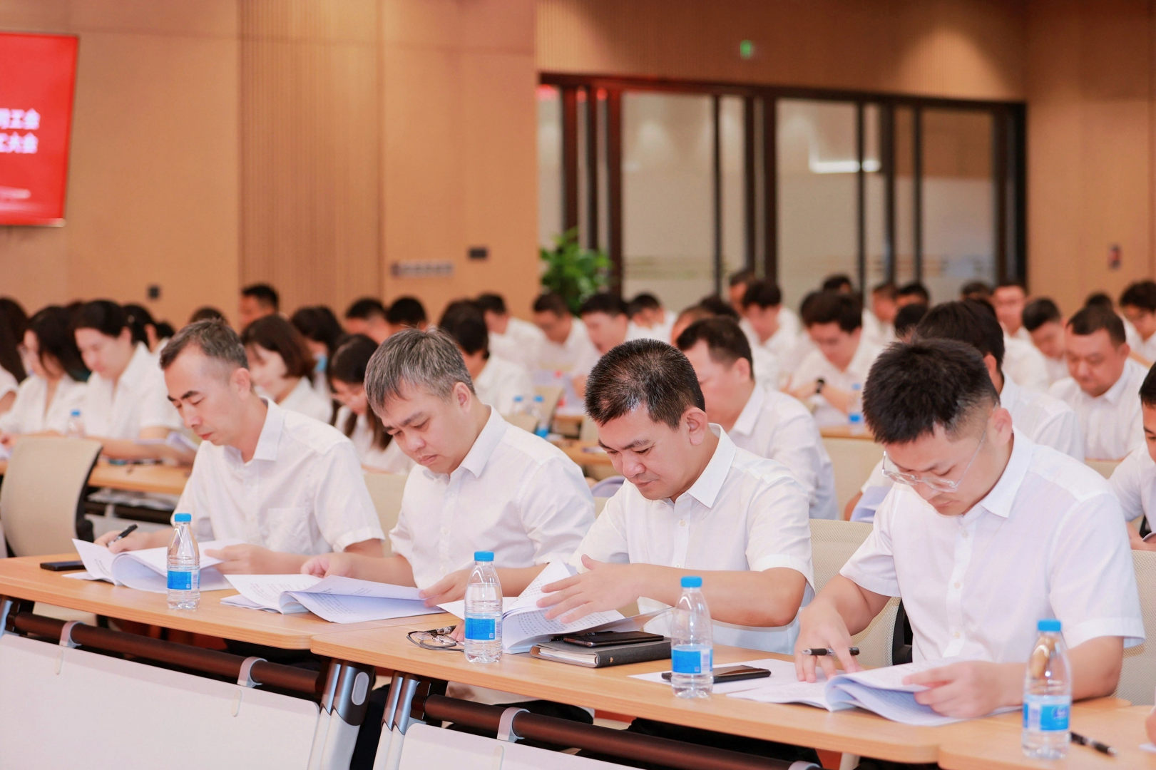 图片关键词 图片关键词