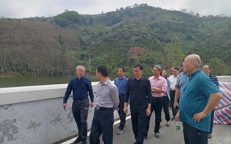 海南省水务厅张清勇副厅长到五指山调研昌化江水资源配置工程移民安置工作