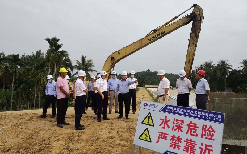 聚人心、鼓士气、解难题——海南控股党委副书记、总经理李晓刚一行调研红岭灌区工程